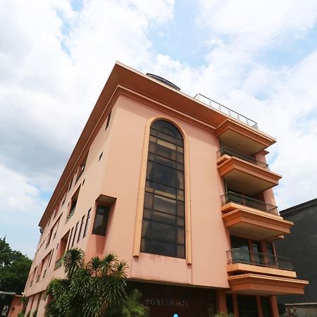 Hotel 678 Kemang Powered By Cocotel Dżakarta Zewnętrze zdjęcie