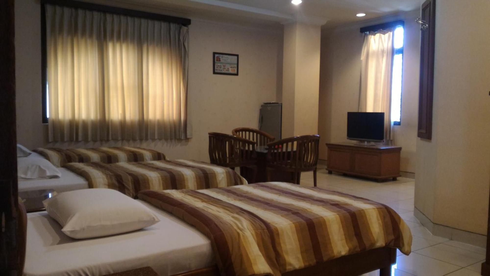 Hotel 678 Kemang Powered By Cocotel Dżakarta Zewnętrze zdjęcie