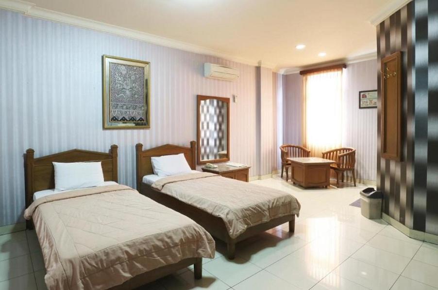 Hotel 678 Kemang Powered By Cocotel Dżakarta Zewnętrze zdjęcie