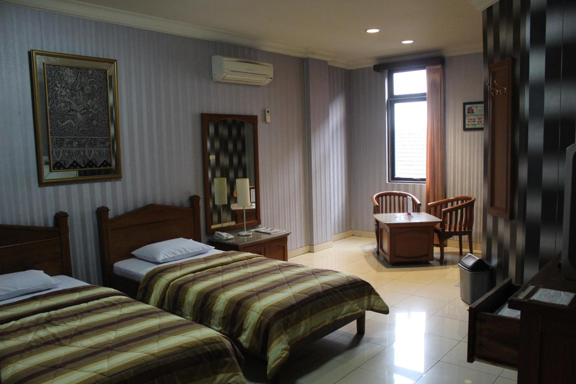 Hotel 678 Kemang Powered By Cocotel Dżakarta Zewnętrze zdjęcie