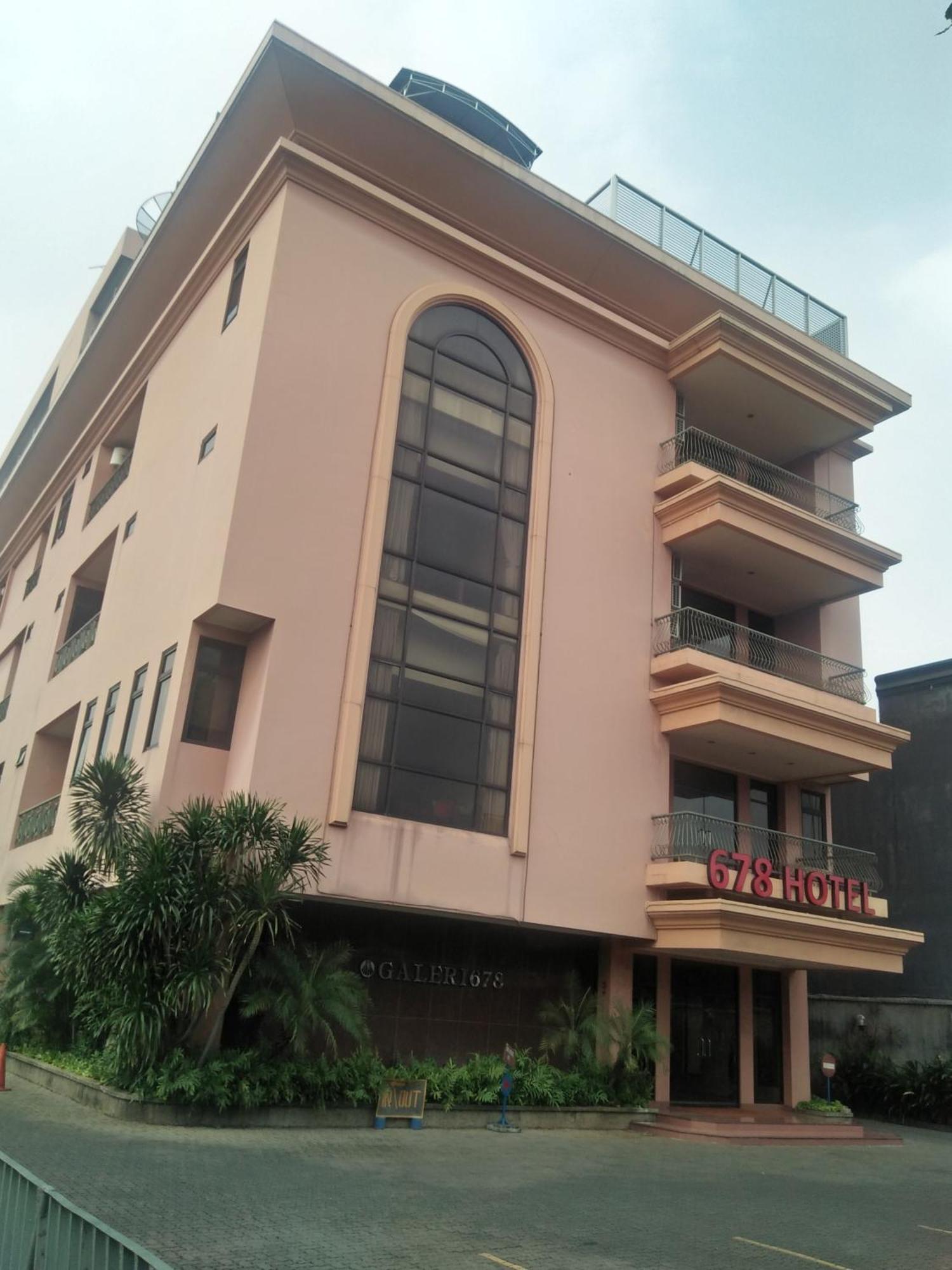 Hotel 678 Kemang Powered By Cocotel Dżakarta Zewnętrze zdjęcie